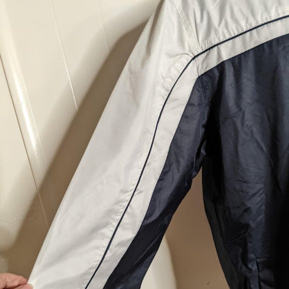 I 5 Apparel Woman's Las Vegas Embroidered Windbreaker Jacket. Size L. - Picture 4 of 13